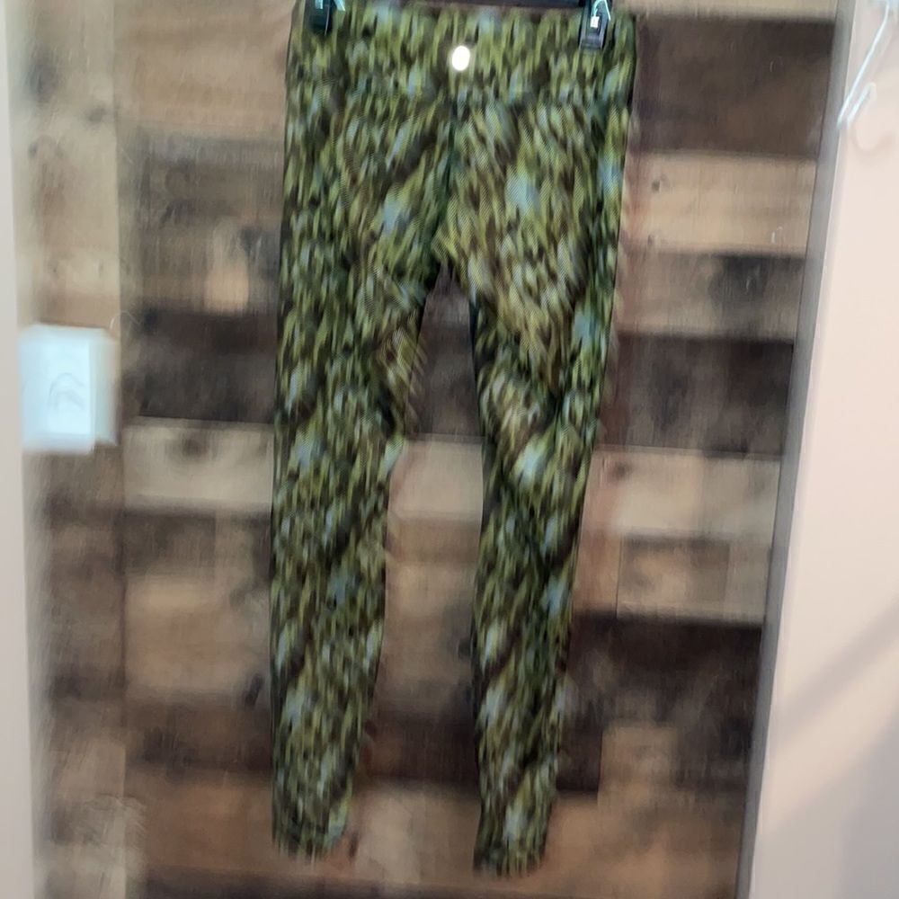 Lululemon Wunder Under Pant Full-On Luxtreme
Lusche Telemark Almost Pear Inkwell - Picture 3 of 8